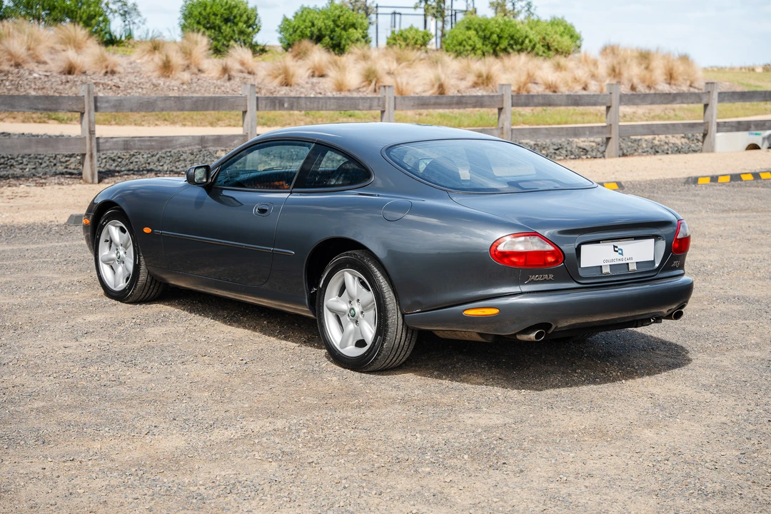 1997 Jaguar X100 XK8 - Image 13 of 31