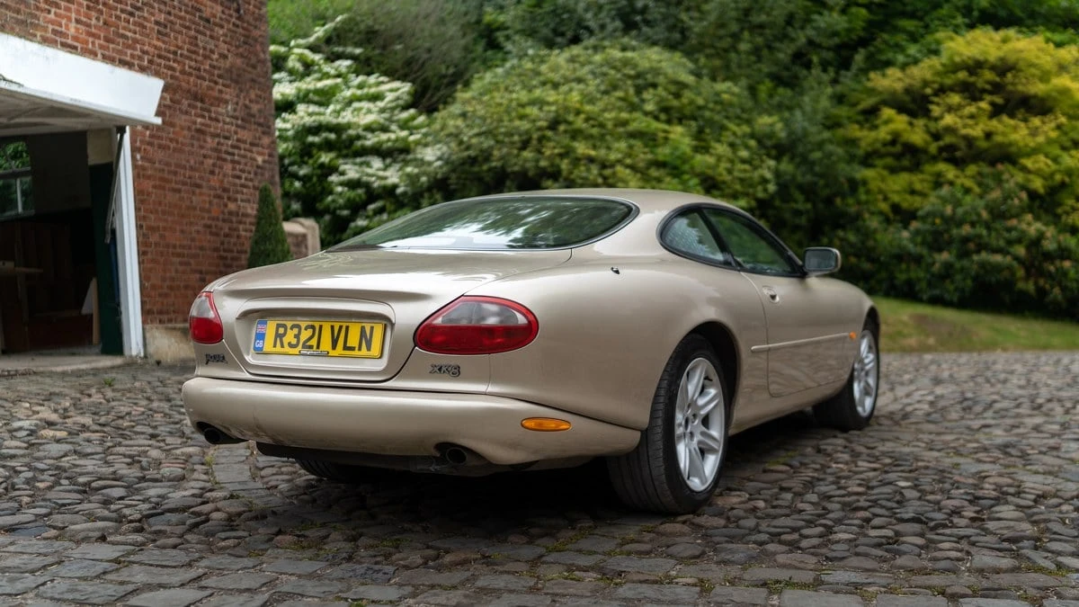 1998 Jaguar X100 XK8 - Image 7 of 30