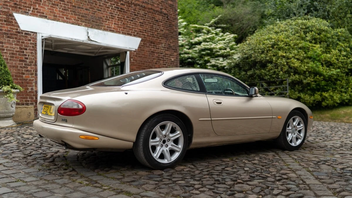 1998 Jaguar X100 XK8 - Image 6 of 30