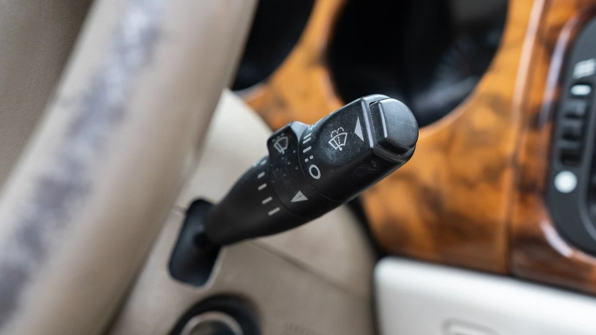 1998 Jaguar X100 XK8 - Image 30 of 30