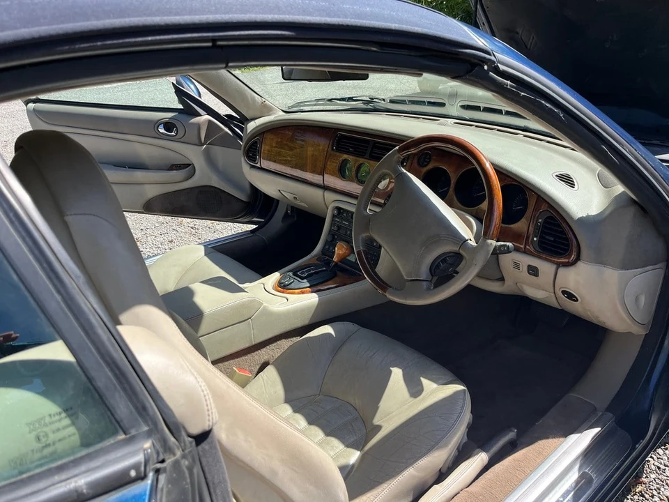 1998 Jaguar X100 XK8 - Image 2 of 30