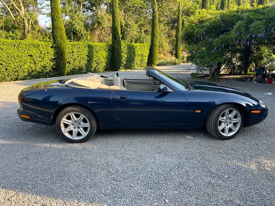 1998 Jaguar X100 XK8 - Image 11 of 30