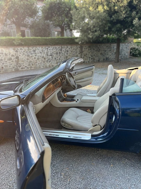 1998 Jaguar X100 XK8 - Image 12 of 30