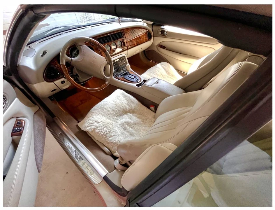 1998 Jaguar X100 XK8 - Image 13 of 14