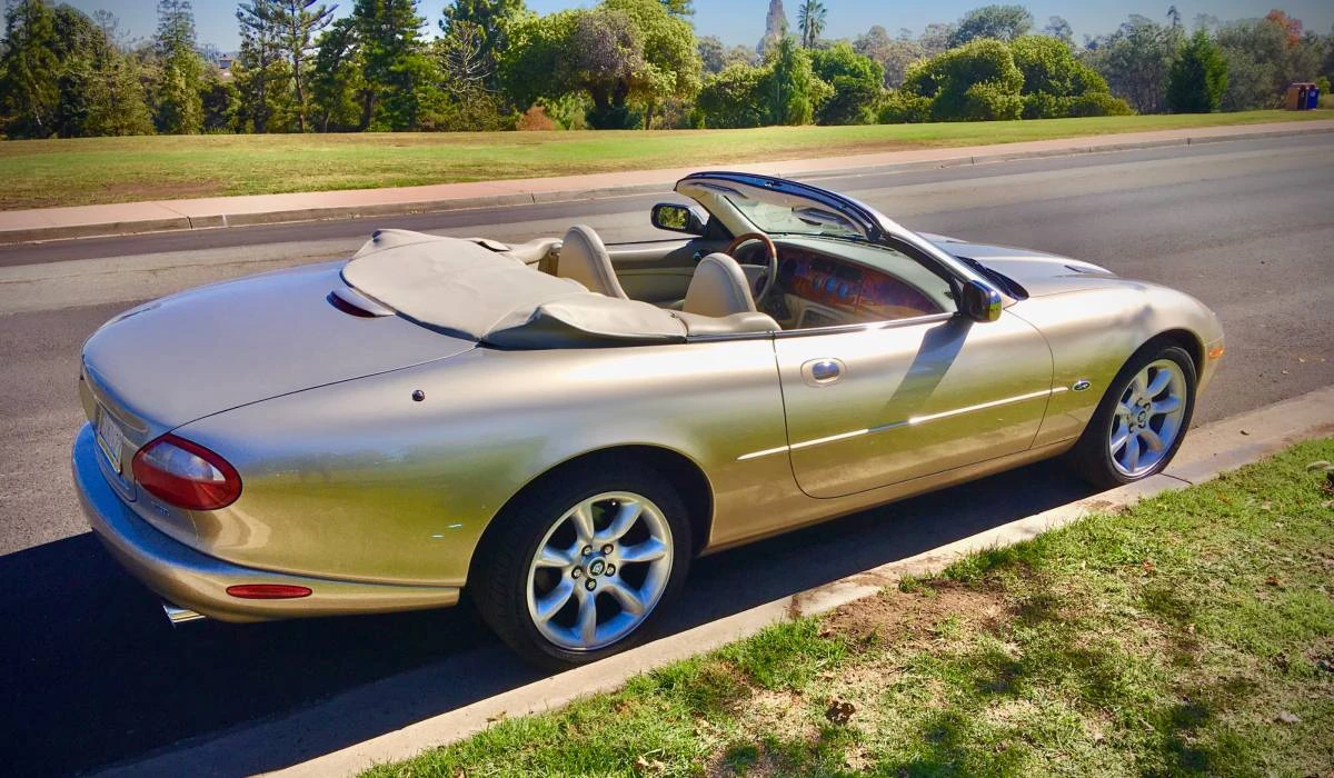 1998 Jaguar X100 XK8 - Image 2 of 7