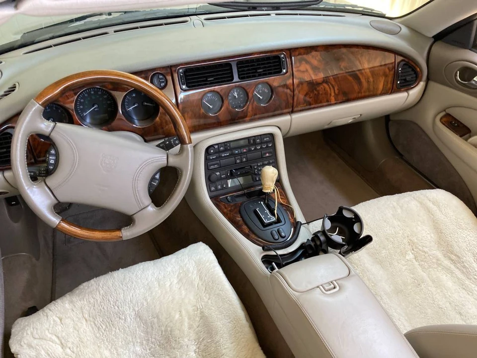 1998 Jaguar X100 XK8 - Image 6 of 7