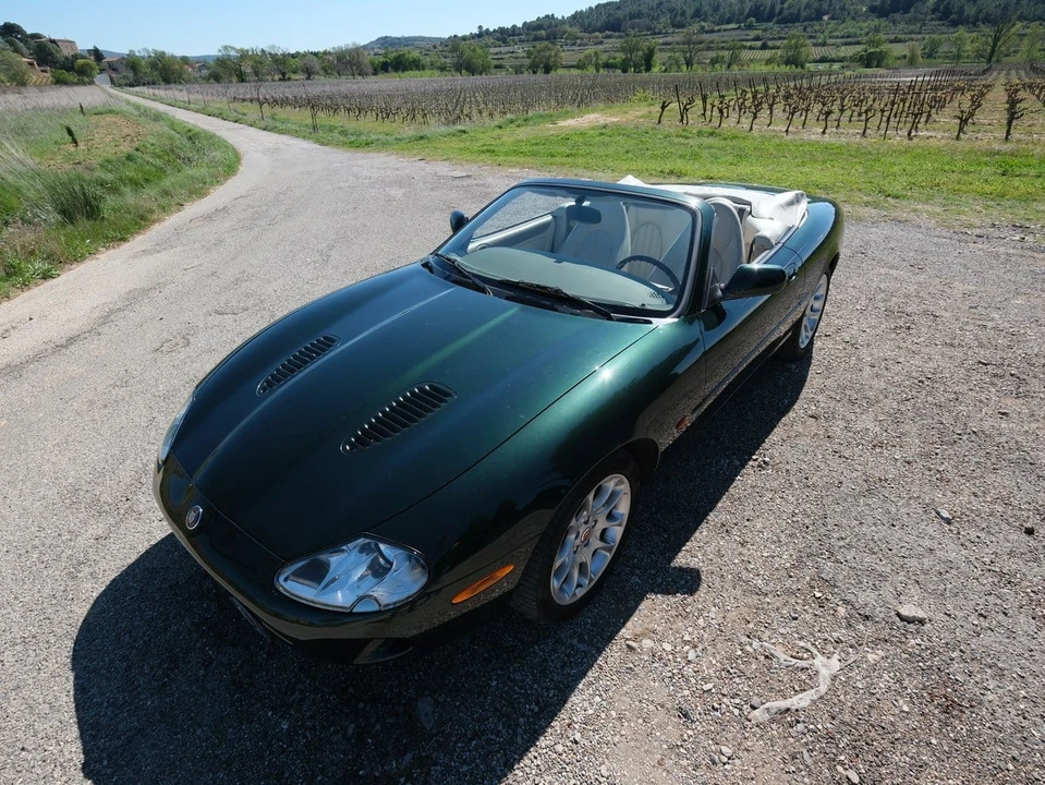 1998 Jaguar X100 XKR - Image 10 of 30