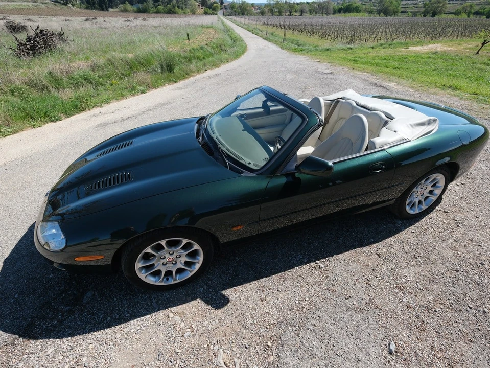 1998 Jaguar X100 XKR - Image 11 of 30