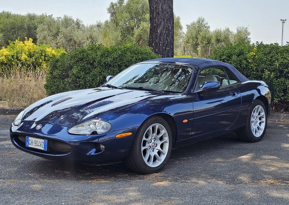 1998 Jaguar X100 XKR - Image 3 of 30