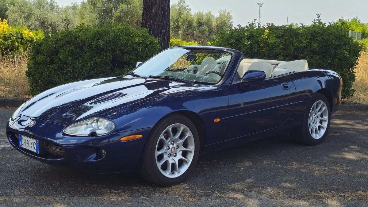1998 Jaguar X100 XKR - Image 18 of 30