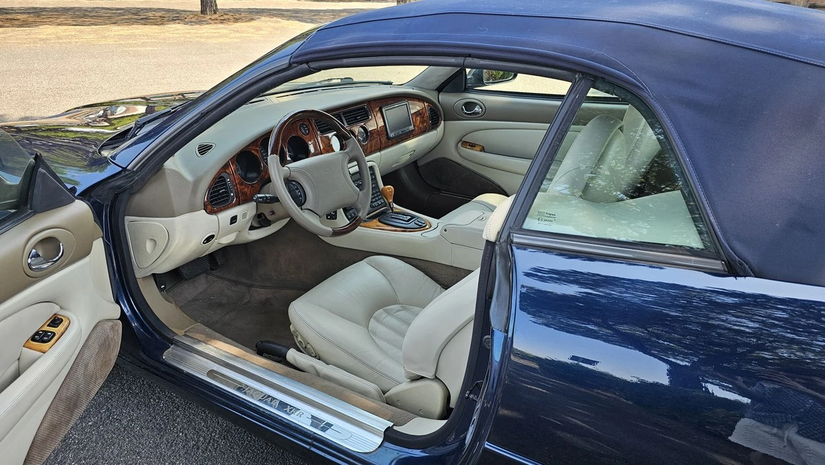 1998 Jaguar X100 XKR - Image 27 of 30