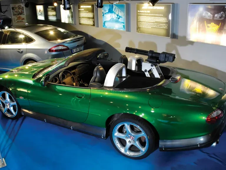 1998 Jaguar X100 XKR - Image 3 of 10