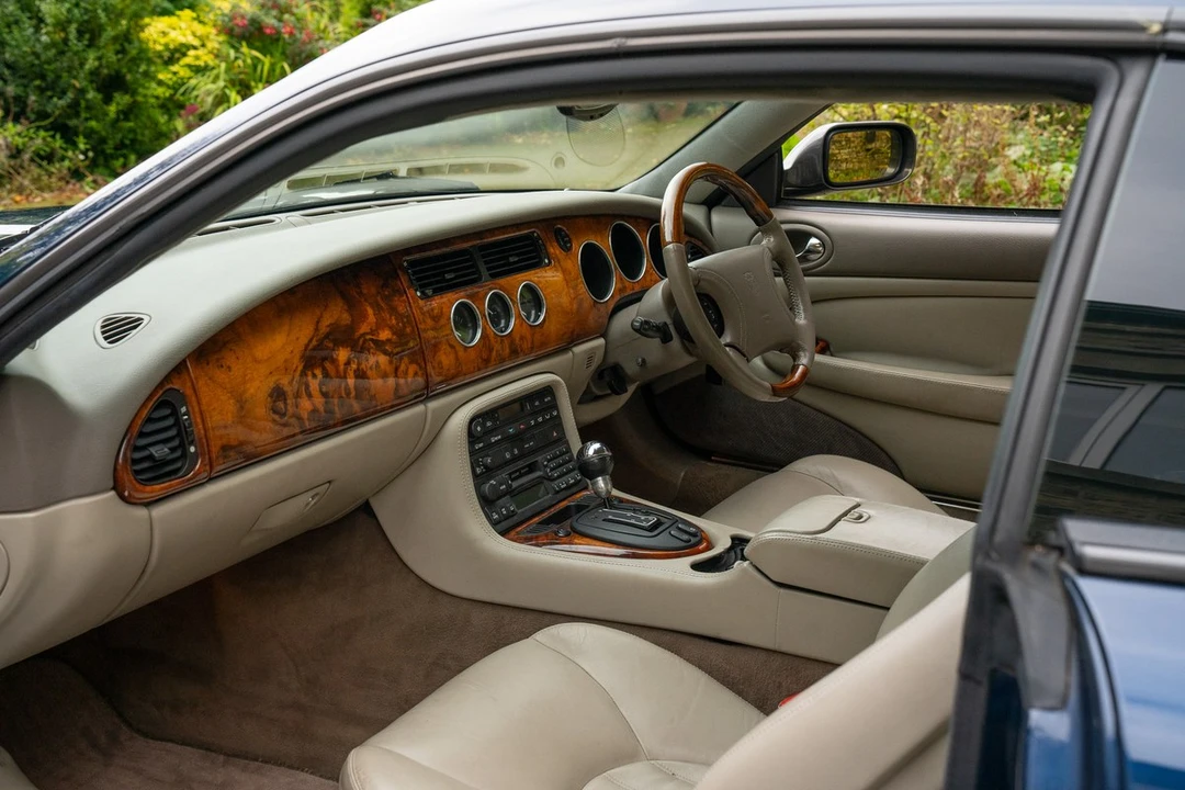 1998 Jaguar X100 XKR - Image 24 of 30