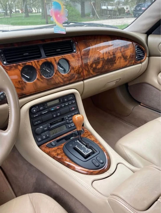 1998 Jaguar X100 XK8 - Image 4 of 5