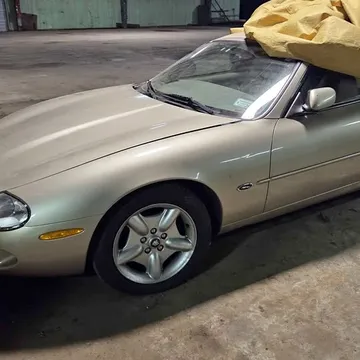 1998 Jaguar Convertible