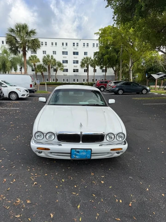 1998 Jaguar X308 XJ - Image 3 of 8