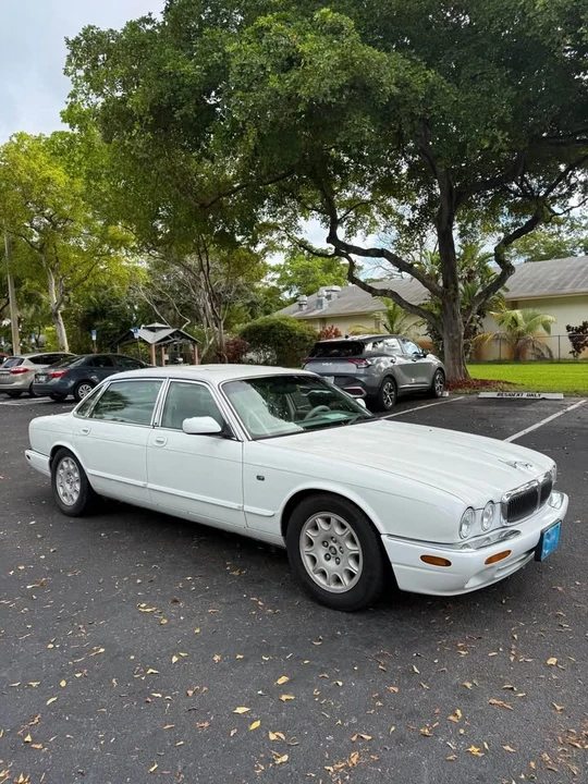 1998 Jaguar X308 XJ - Image 4 of 8