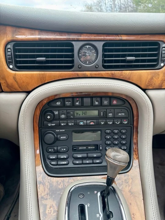 1998 Jaguar X308 XJ - Image 16 of 20