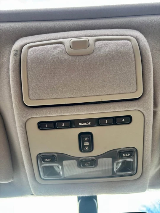 1998 Jaguar X308 XJ - Image 17 of 20
