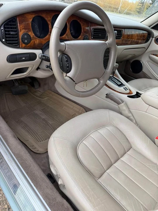 1998 Jaguar X308 XJ - Image 6 of 13