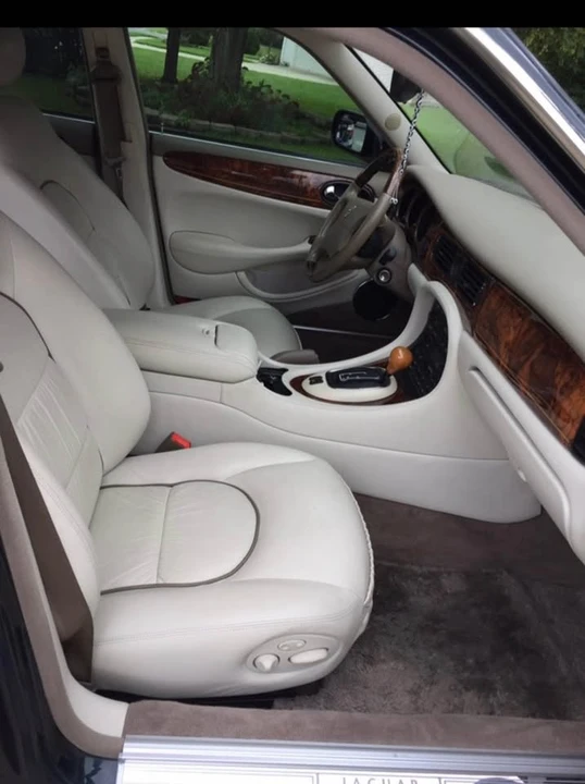 1998 Jaguar X308 XJ - Image 7 of 12