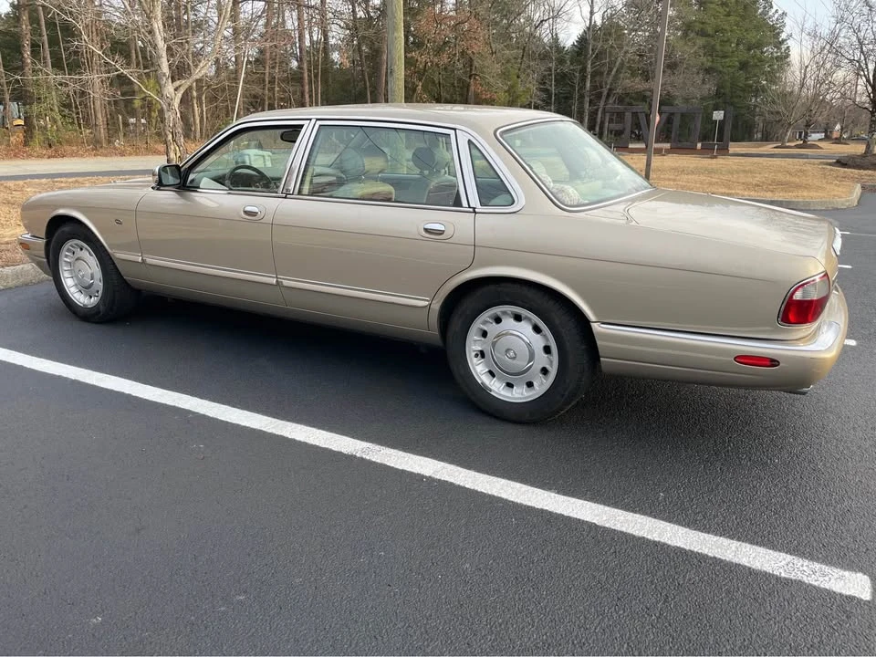 1998 Jaguar X308 XJ - Image 3 of 20