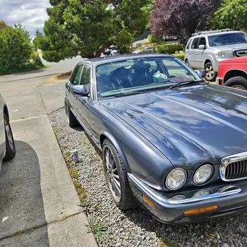 1998 Jaguar XJ8 Limited