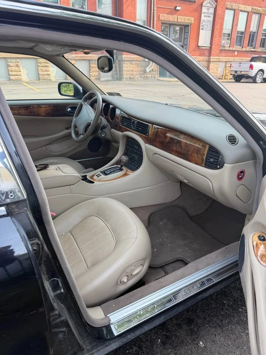 1998 Jaguar X308 XJ - Image 5 of 12