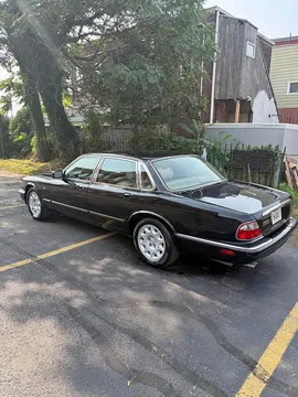 1998 Jaguar XJ8