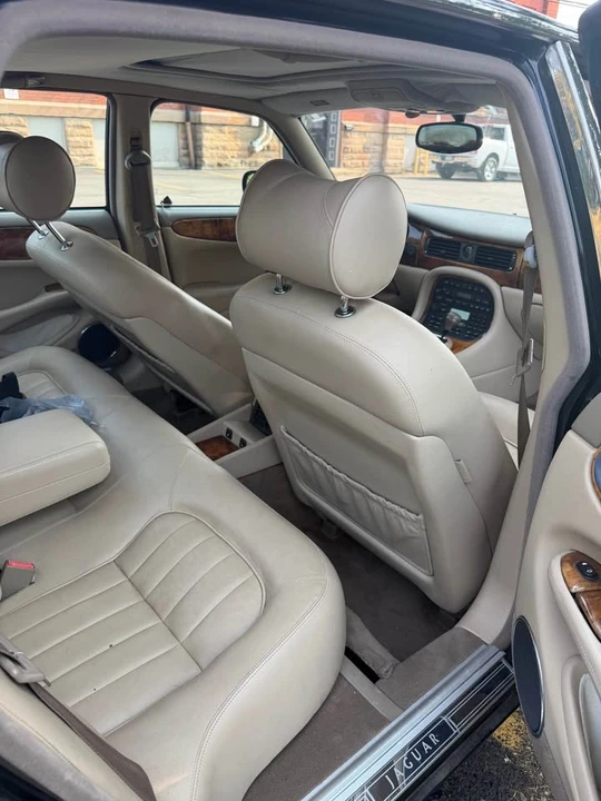 1998 Jaguar X308 XJ - Image 6 of 12