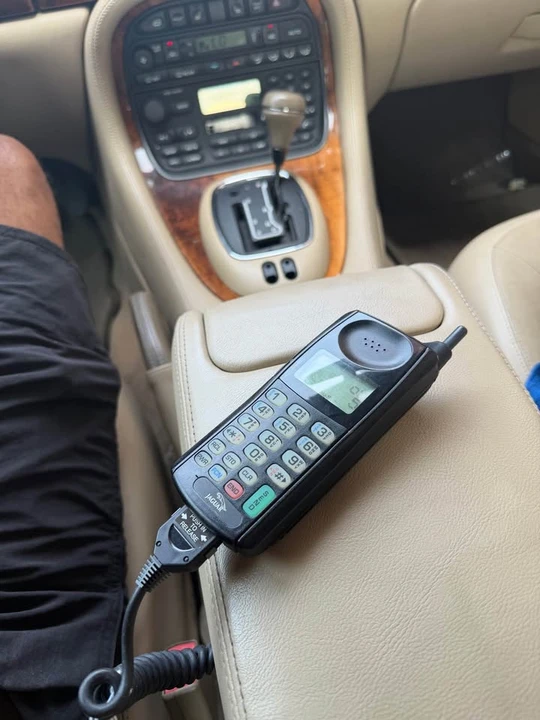 1998 Jaguar X308 XJ - Image 11 of 12