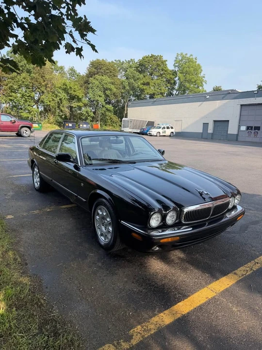 1998 Jaguar X308 XJ - Image 3 of 12