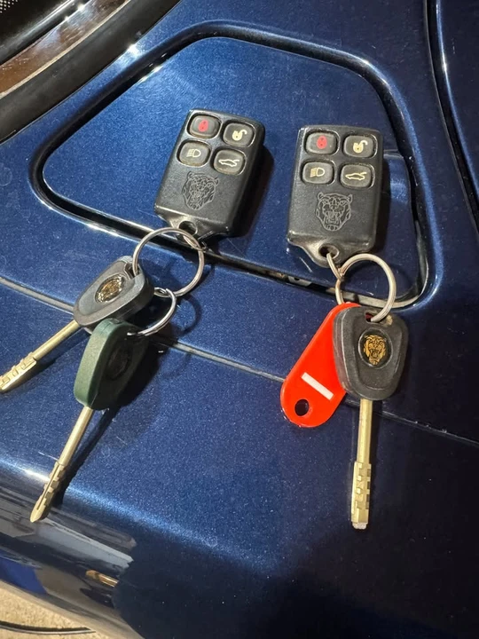 1998 Jaguar X308 XJ - Image 3 of 10