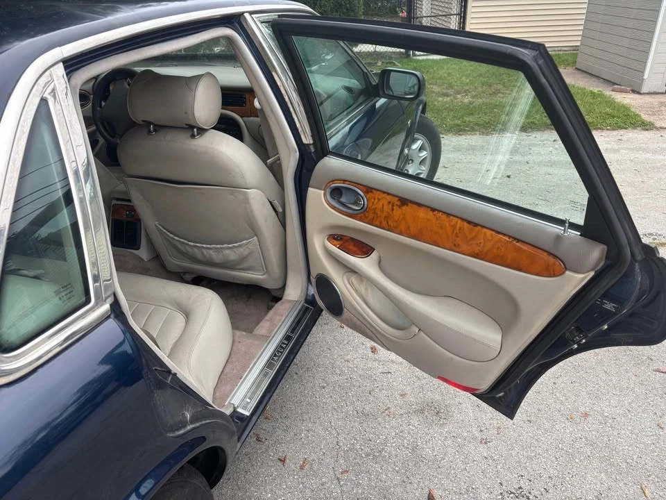 1998 Jaguar X308 XJ - Image 5 of 10