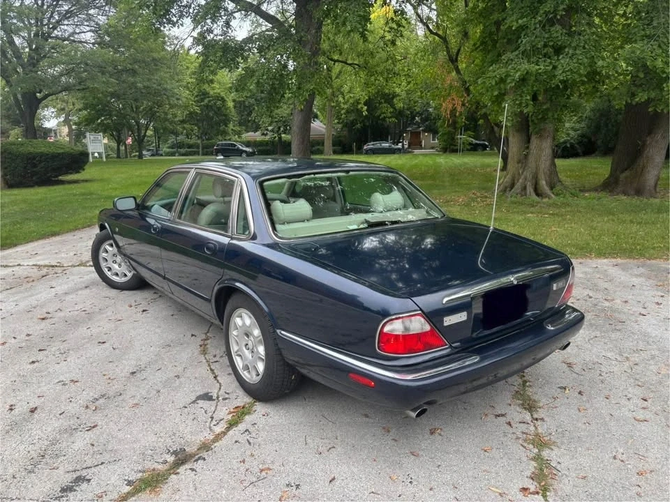 1998 Jaguar X308 XJ - Image 3 of 10