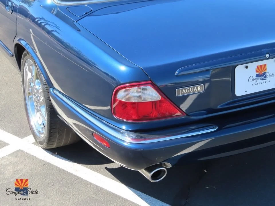 1998 Jaguar X308 XJR - Image 19 of 19