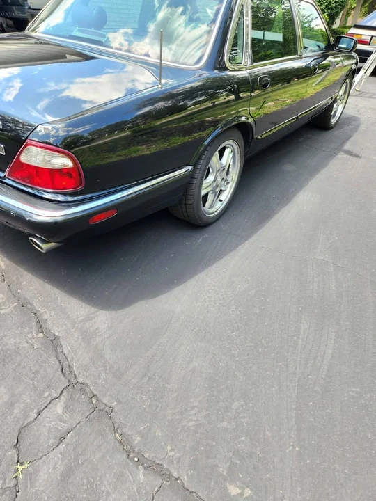 1998 Jaguar X308 XJR - Image 6 of 19