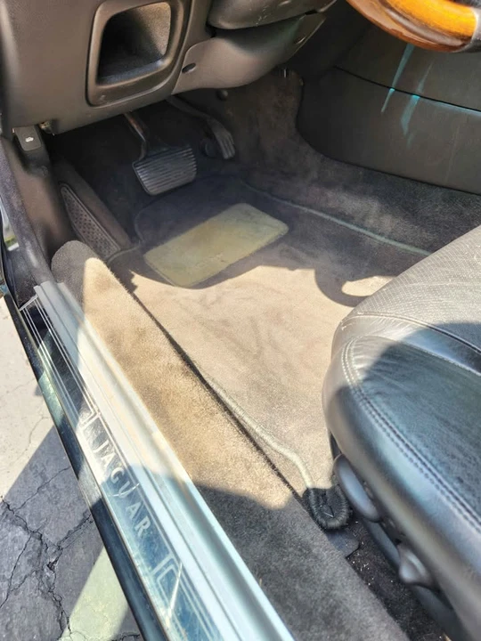 1998 Jaguar X308 XJR - Image 13 of 19
