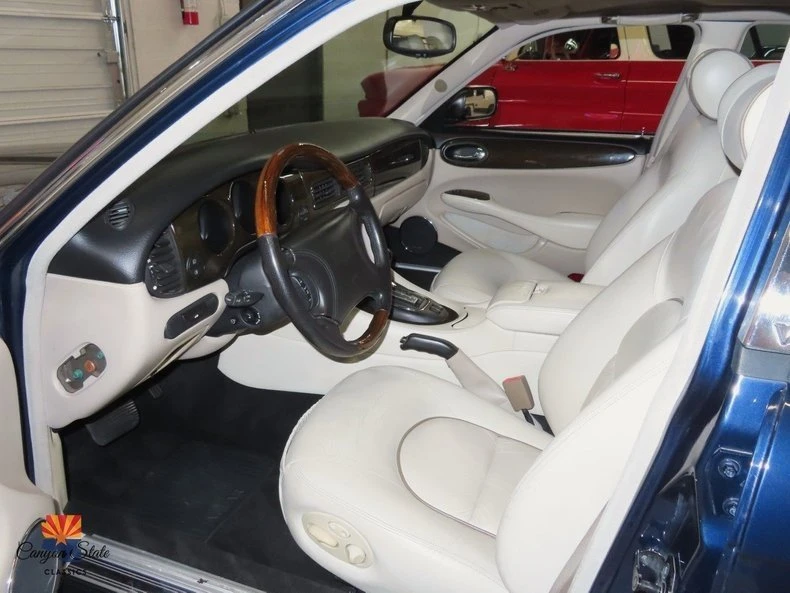 1998 Jaguar X308 XJR - Image 2 of 10