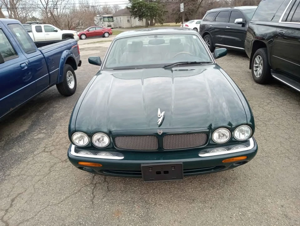 1998 Jaguar X308 XJR - Image 2 of 12