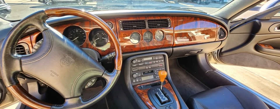 1998 Jaguar X100 XK8 - Image 11 of 19