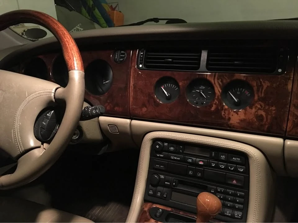 1998 Jaguar X100 XK8 - Image 6 of 7