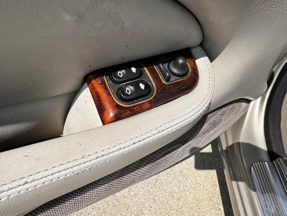 1998 Jaguar X100 XK8 - Image 16 of 20