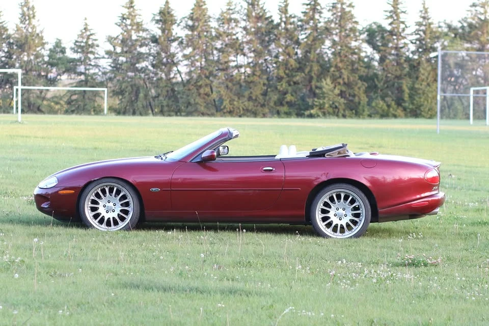 1998 Jaguar X100 XK8 - Image 5 of 12