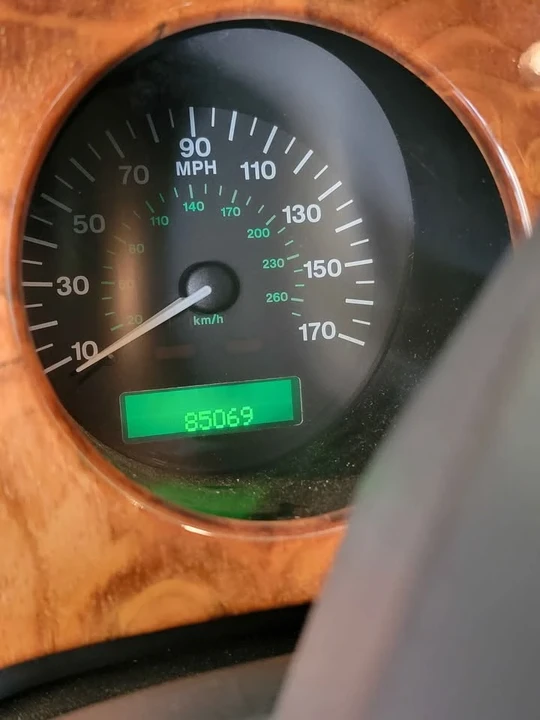 1998 Jaguar X100 XK8 - Image 3 of 5