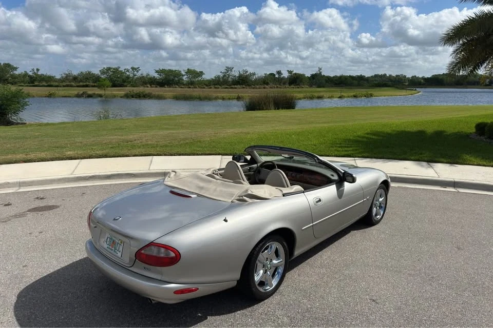 1998 Jaguar X100 XK8 - Image 4 of 18