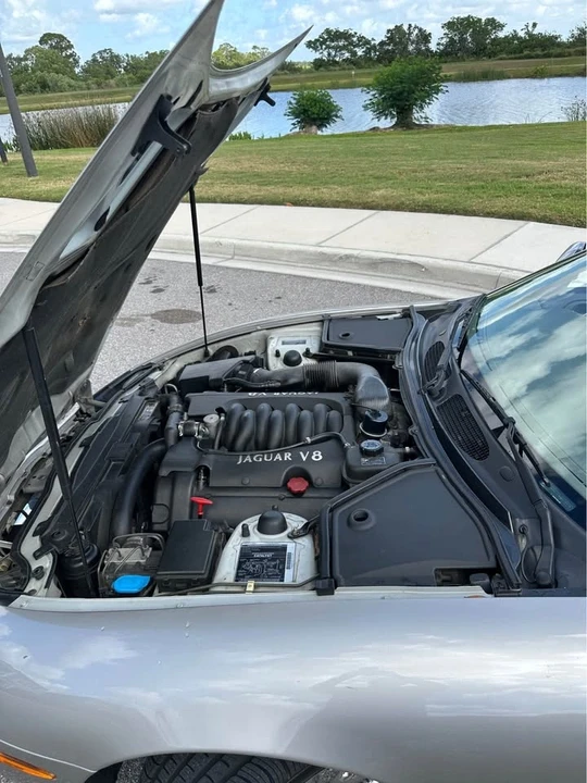1998 Jaguar X100 XK8 - Image 17 of 18