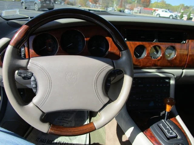 1998 Jaguar X100 XK8 - Image 12 of 20