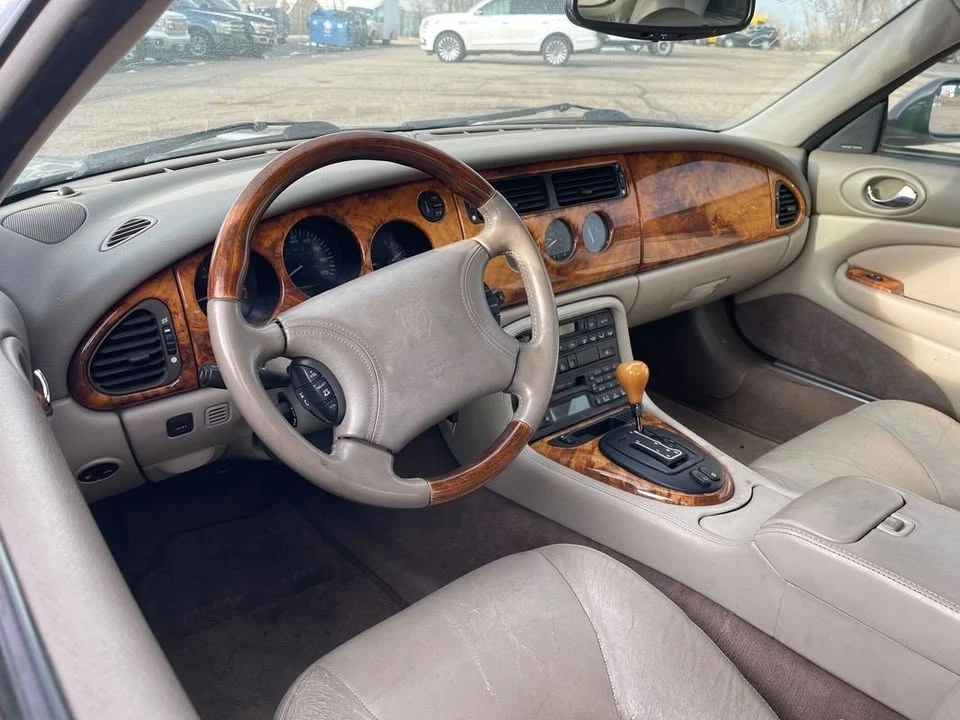 1998 Jaguar X100 XK8 - Image 9 of 9