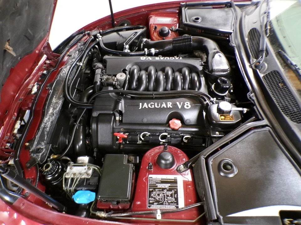 1998 Jaguar X100 XK8 - Image 17 of 17